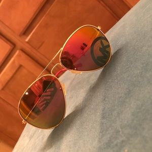 Michael Kors 🕶 sunglasses